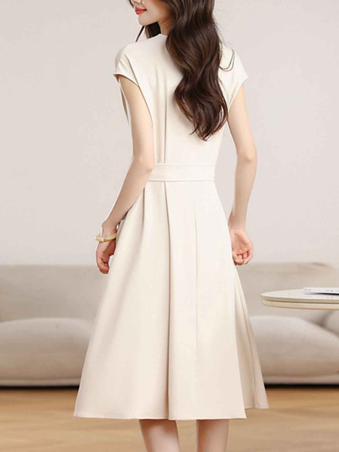Elizabeth Daily V-Neck Solid Color Chiffon Dress
