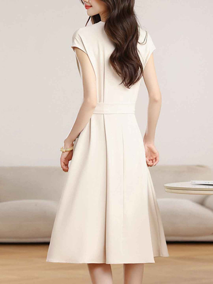 Elizabeth Daily V-Neck Solid Color Chiffon Dress