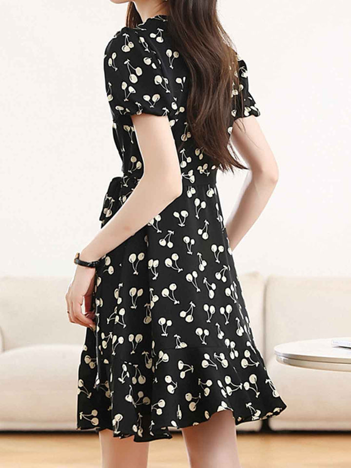 Mia Slim V-Neck Puff Sleeve Floral Dress