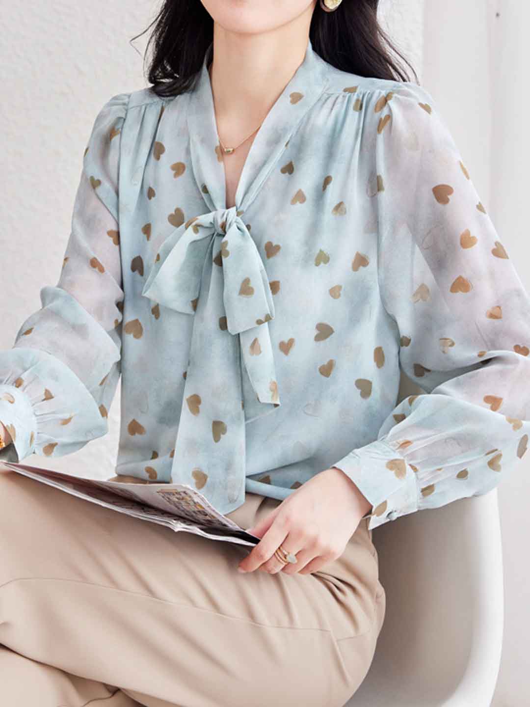 Lily Classic Tie Floral Printed Shirt