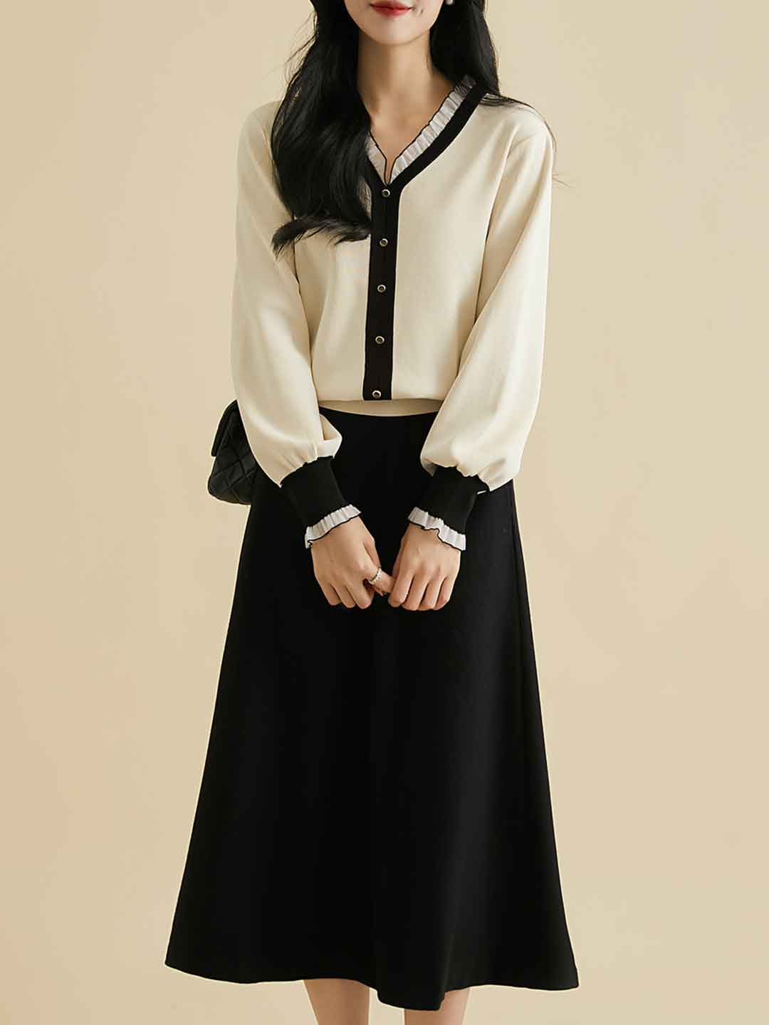 Lily Vintage Petal Collar Knitted Top