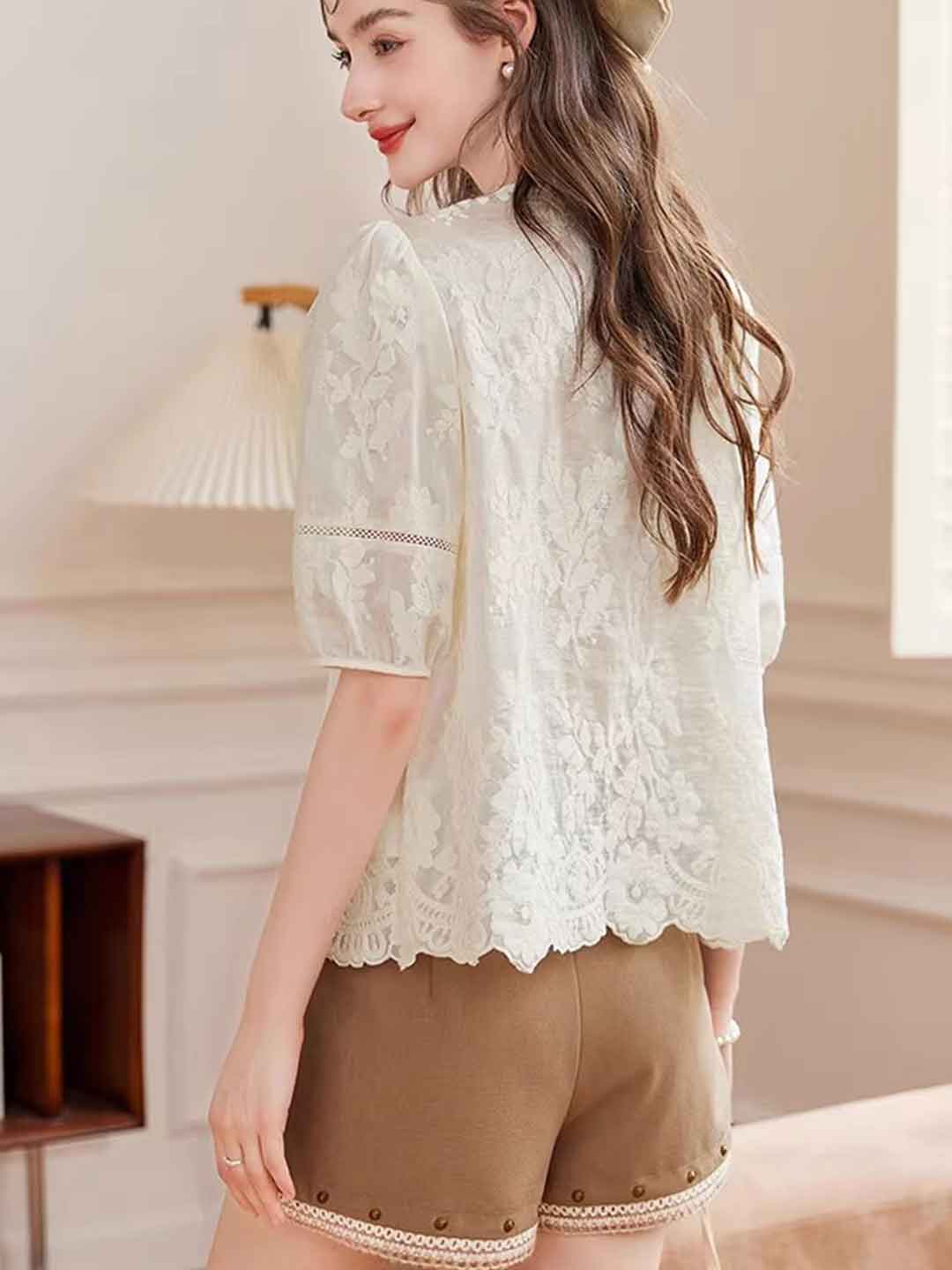 Emma Retro Crew Neck Embroidered Lace Top