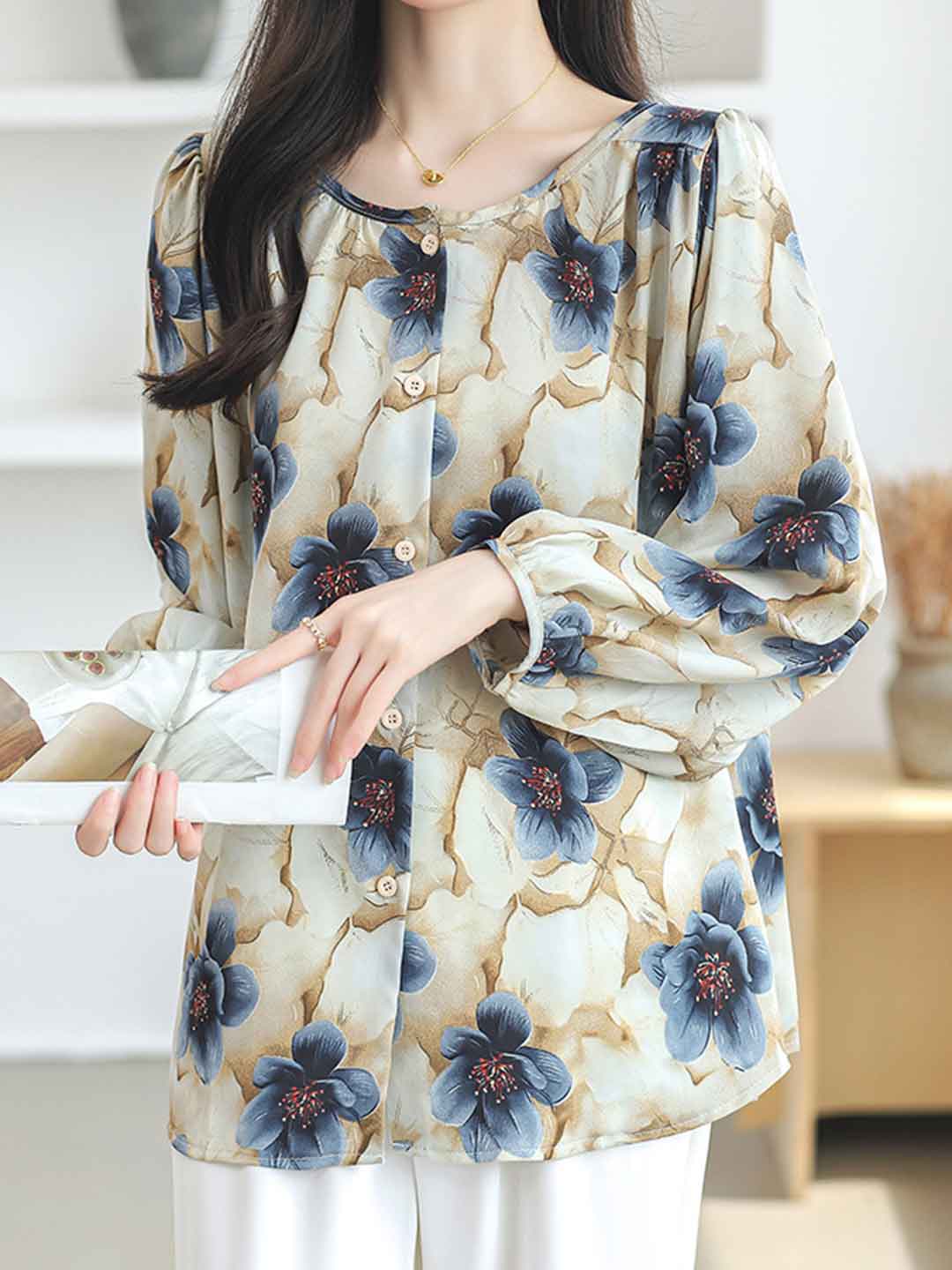 Evelyn Loose Crew Neck Printed Chiffon Top