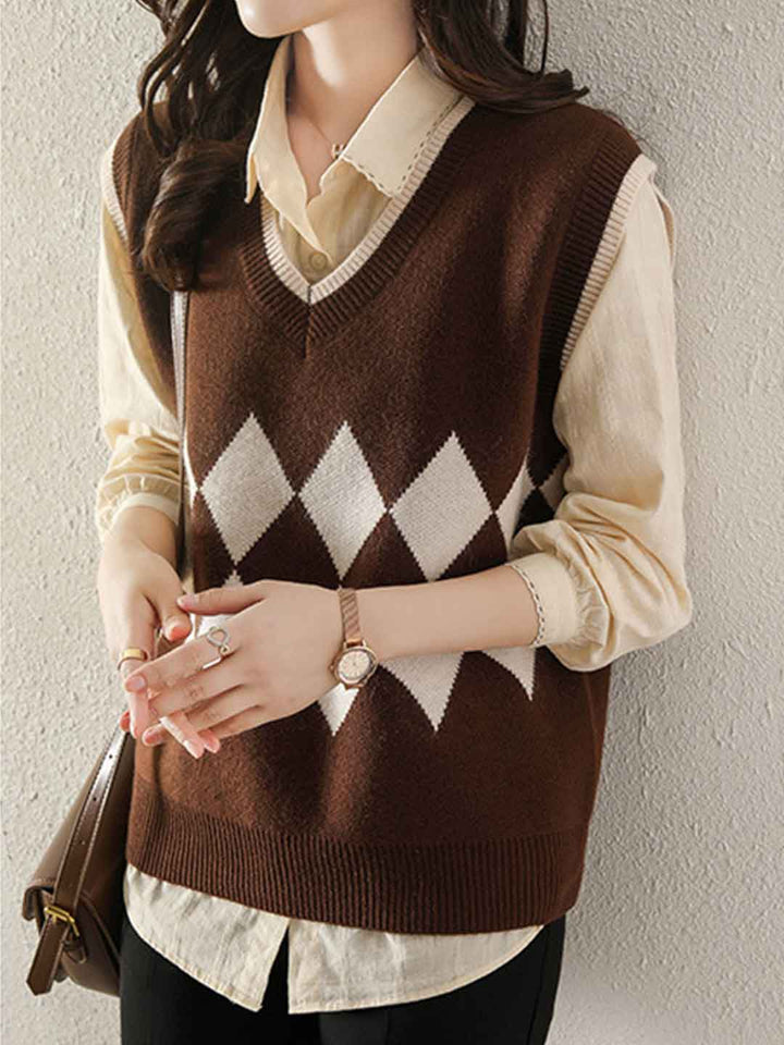 Grace Loose V-Neck Knitted Vest