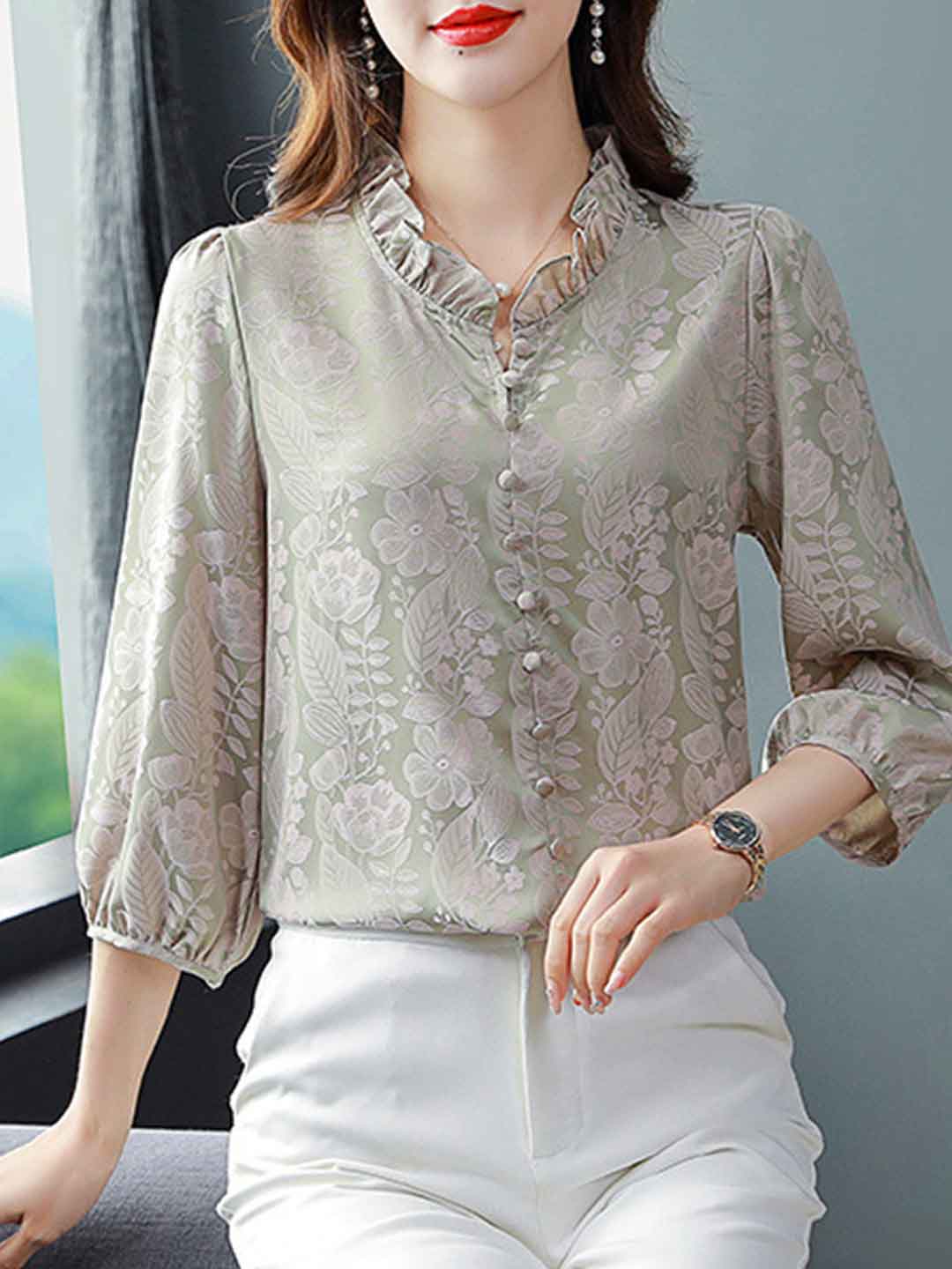 Riley Retro Auricular Collar Crocheted Top