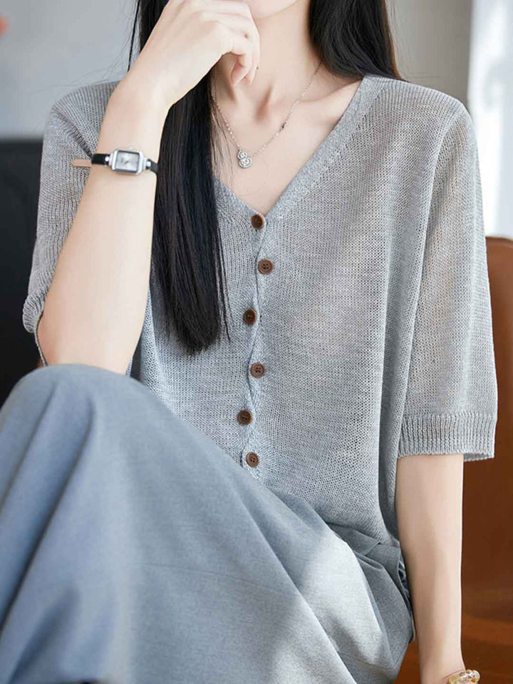 Sarah Loose V-Neck Buttons Knitted Cardigan