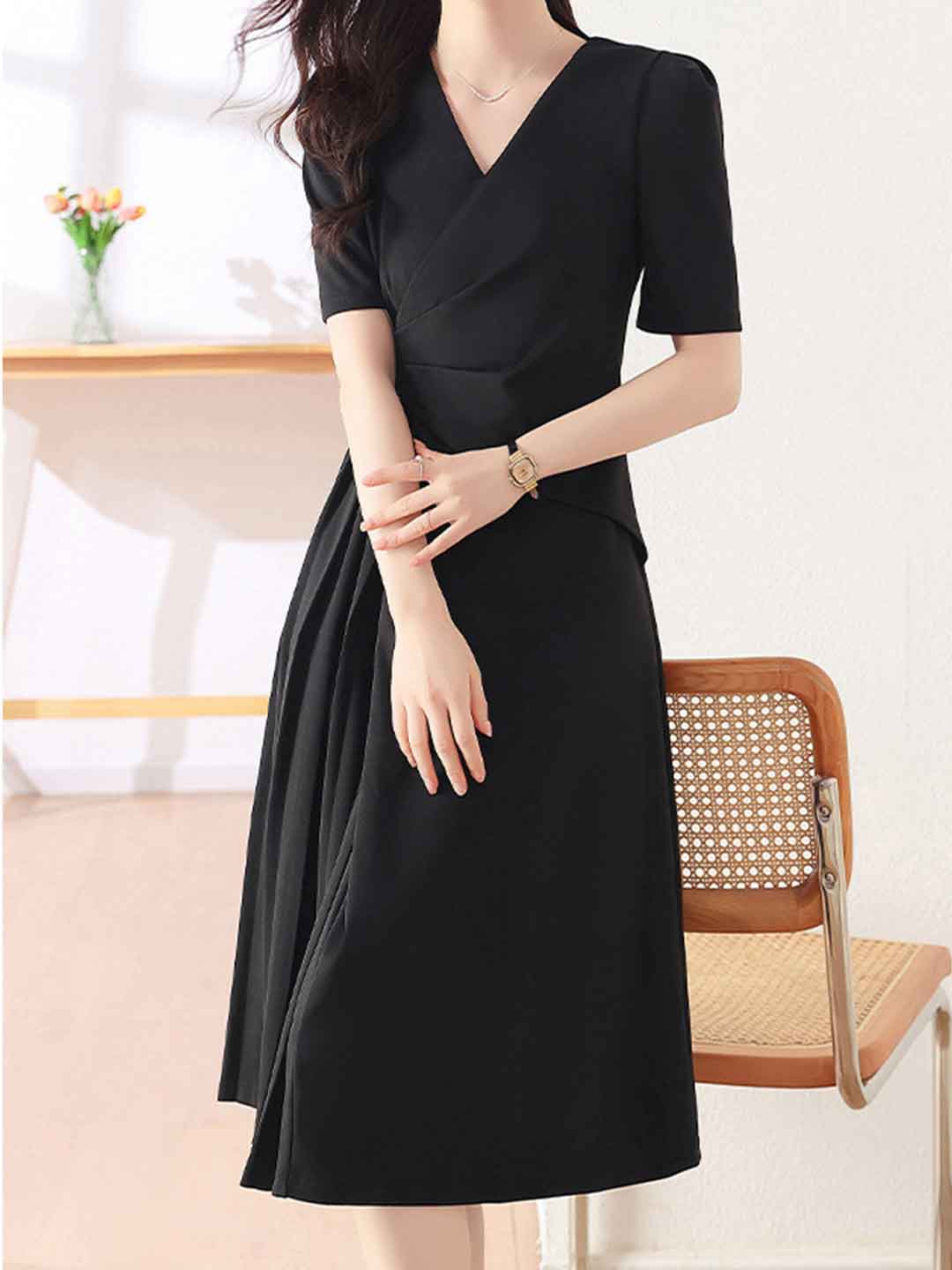Emily Slim V-Neck Pleated Dress