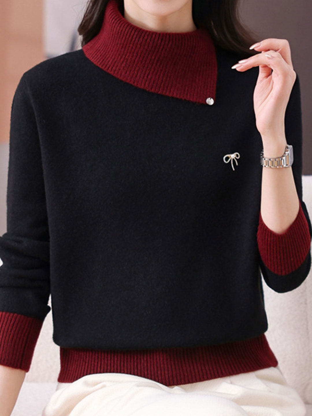 Olivia Classic Turtleneck Contrasted Panelled Knitted Sweater