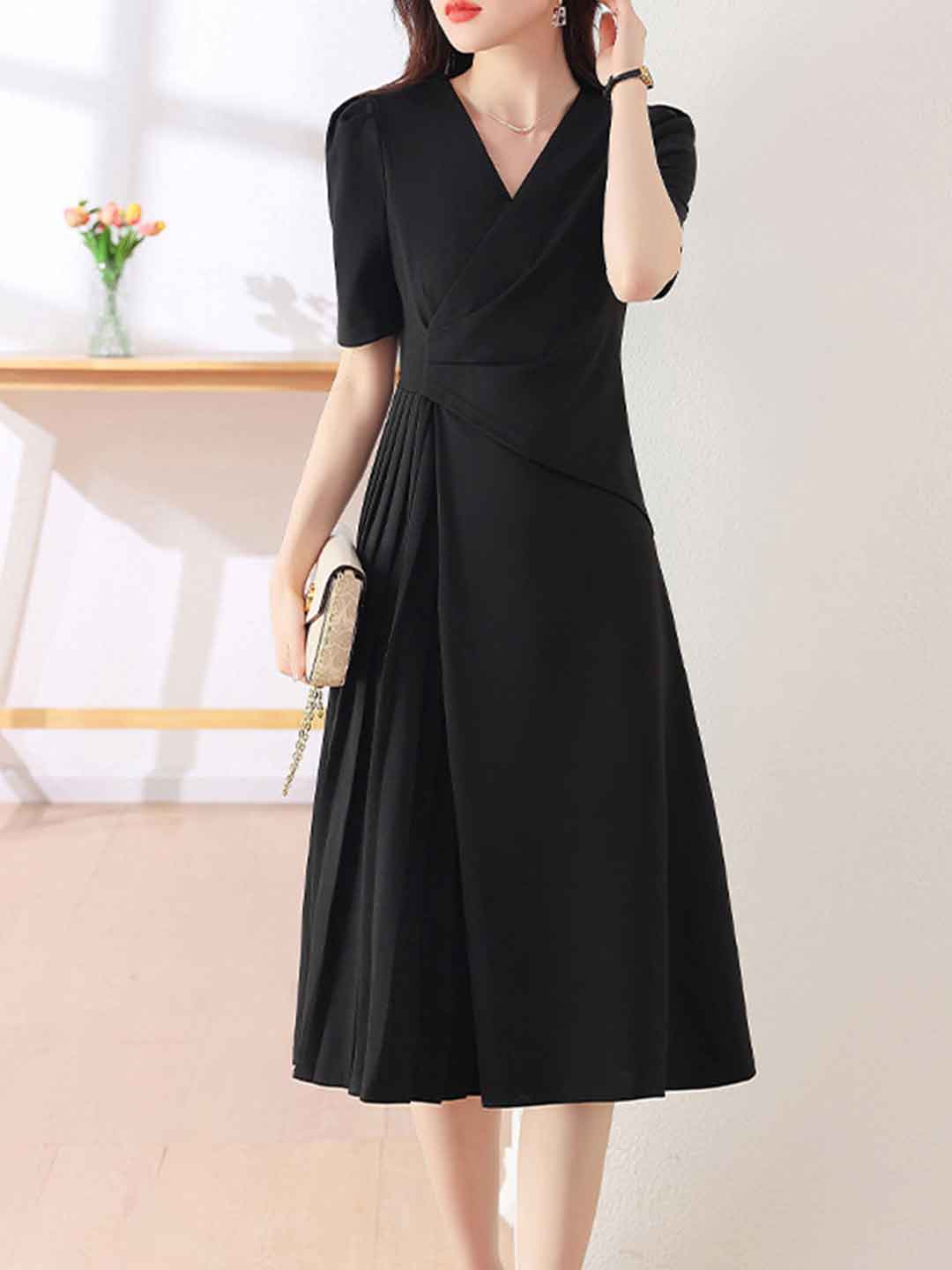 Emily Slim V-Neck Pleated Dress