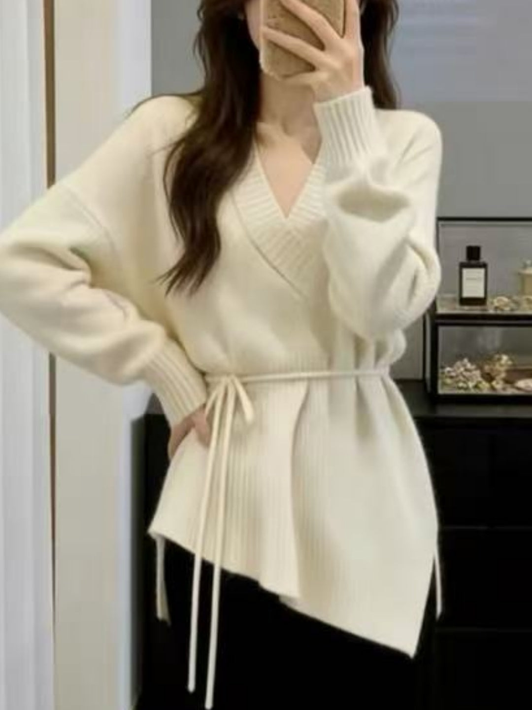 French-style Waist-cinching Knit Top
