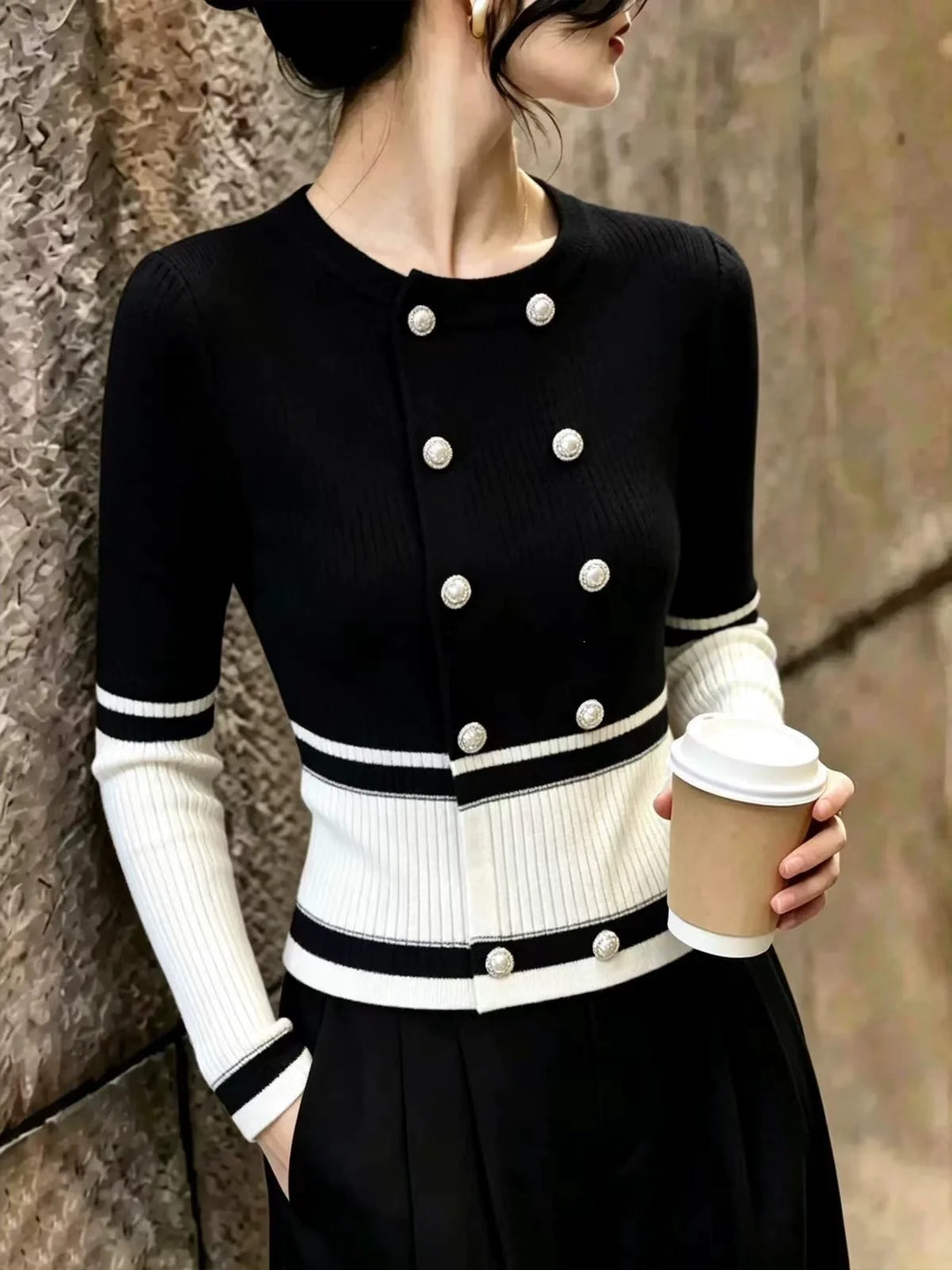 Black And White Color-block Fitted Knit Top