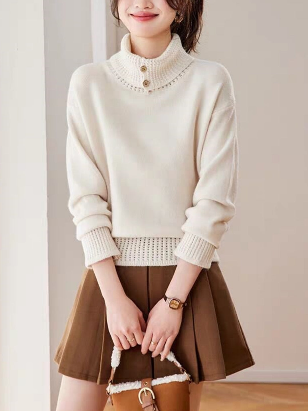 Loose-fit Collared Cropped Sweater