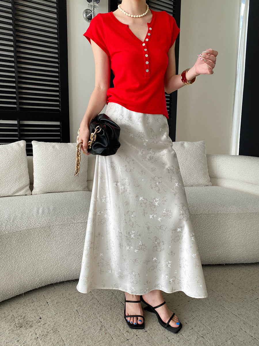 Taylor Slim V-neck Solid Color Knitted Top