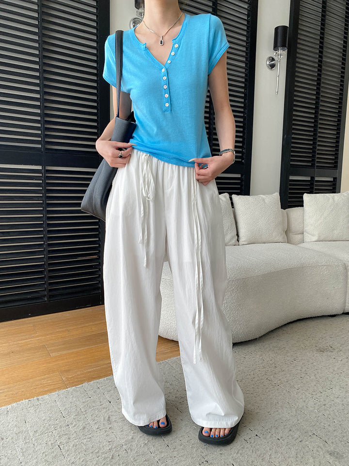 Taylor Slim V-neck Solid Color Knitted Top