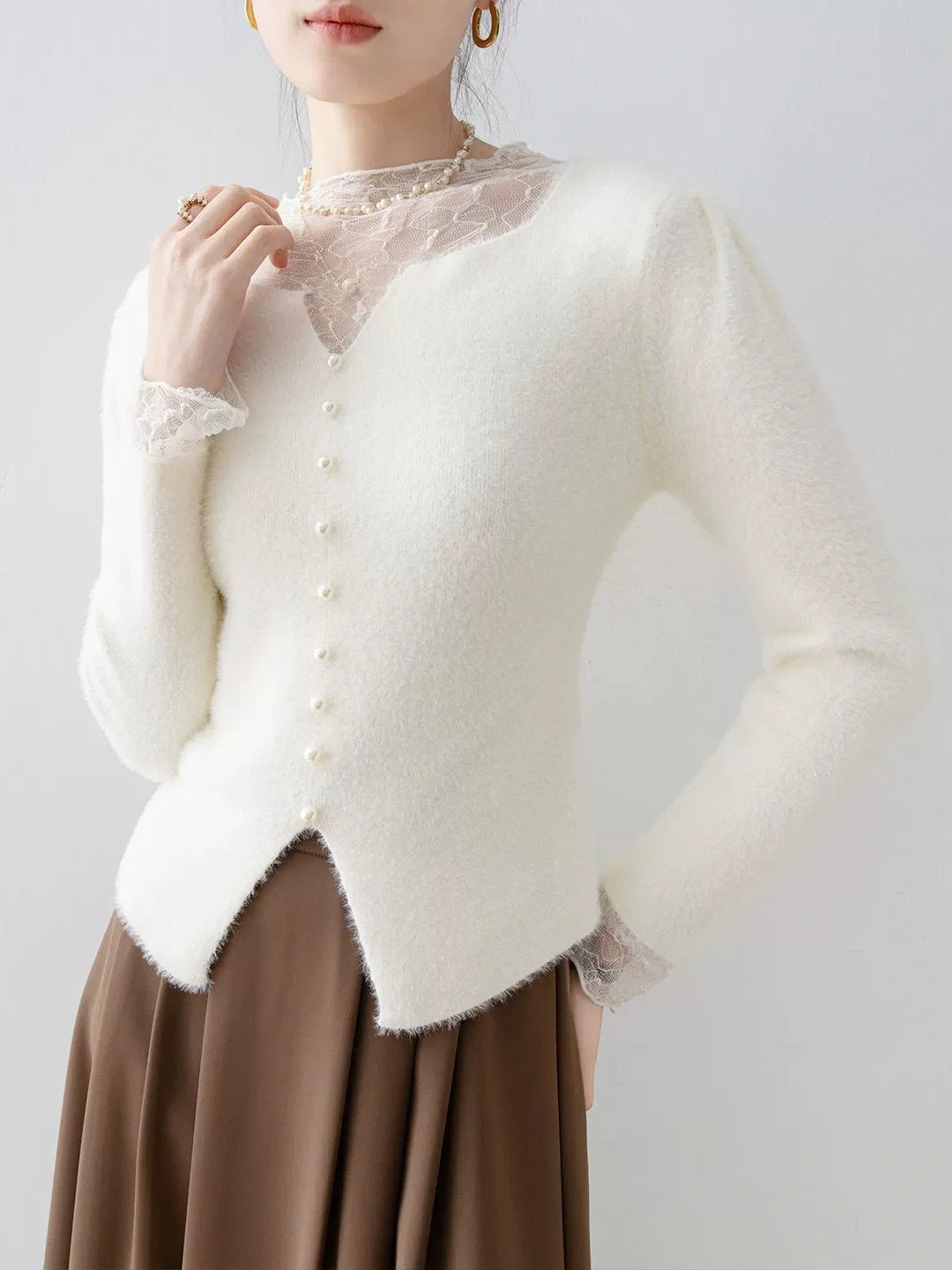 Form-fitting Lace Knit Top