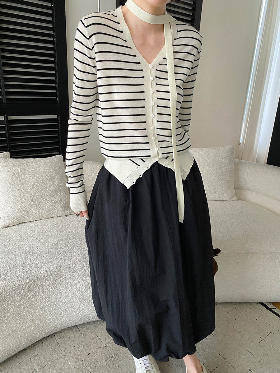 Grace Daily V-neck Ribbon Knitted Cardigan