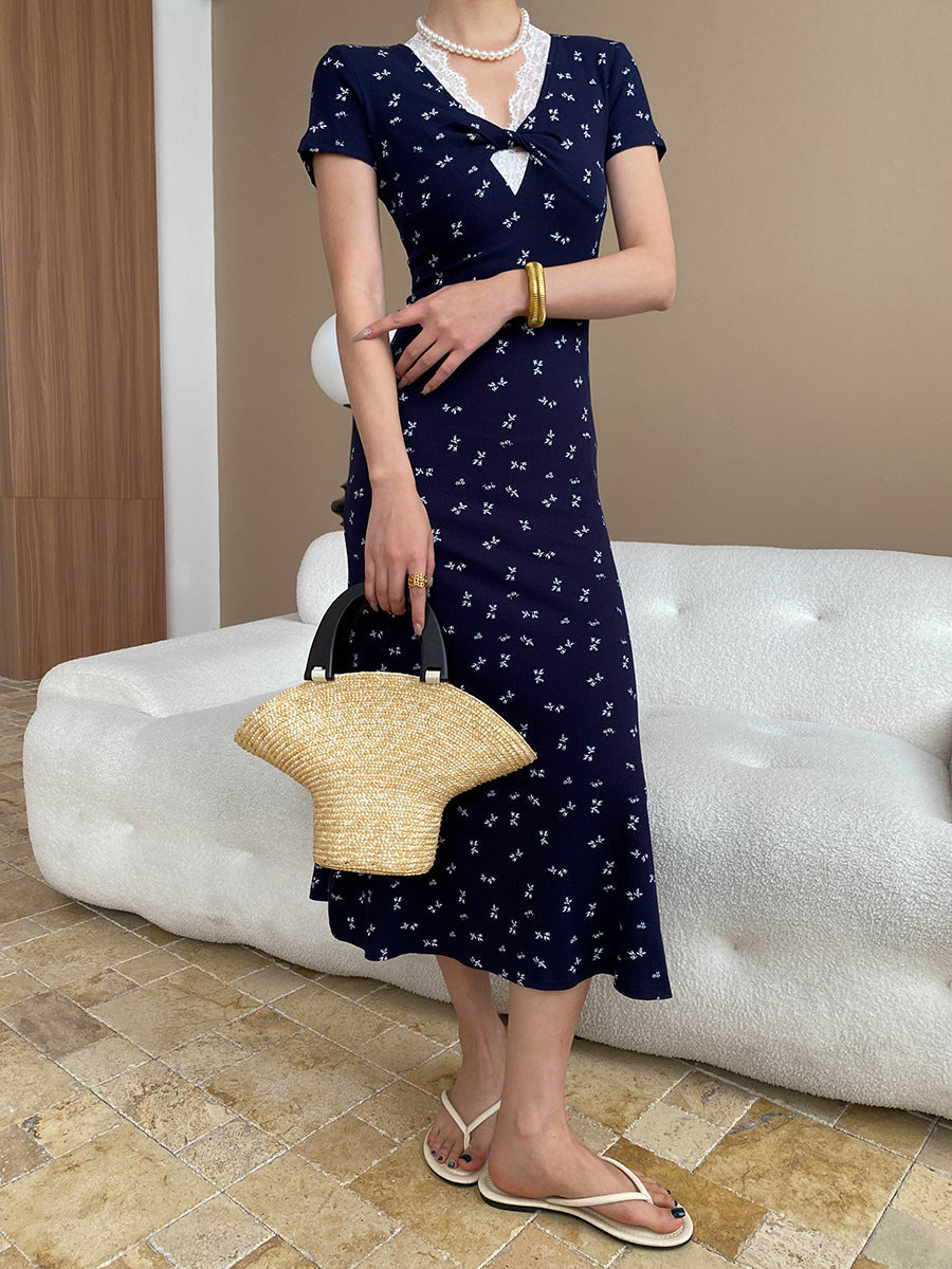 Ava Vacation V-Neck Lace Floral Dress