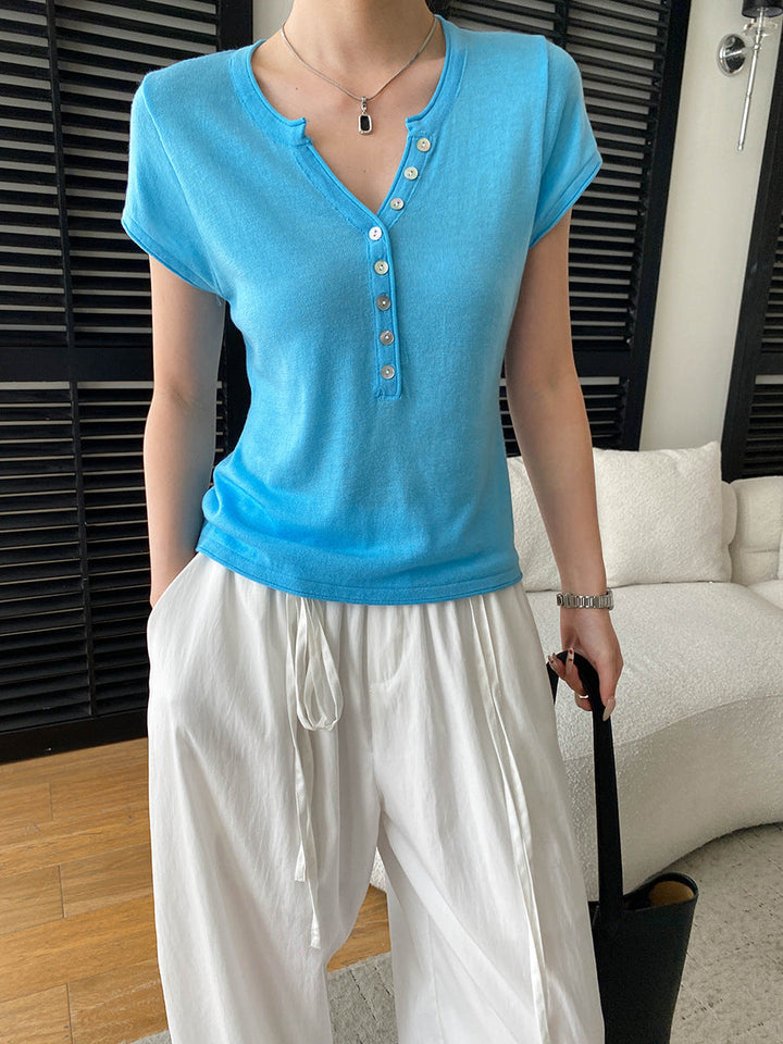 Taylor Slim V-neck Solid Color Knitted Top