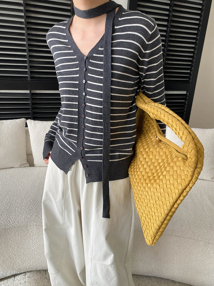 Grace Daily V-neck Ribbon Knitted Cardigan
