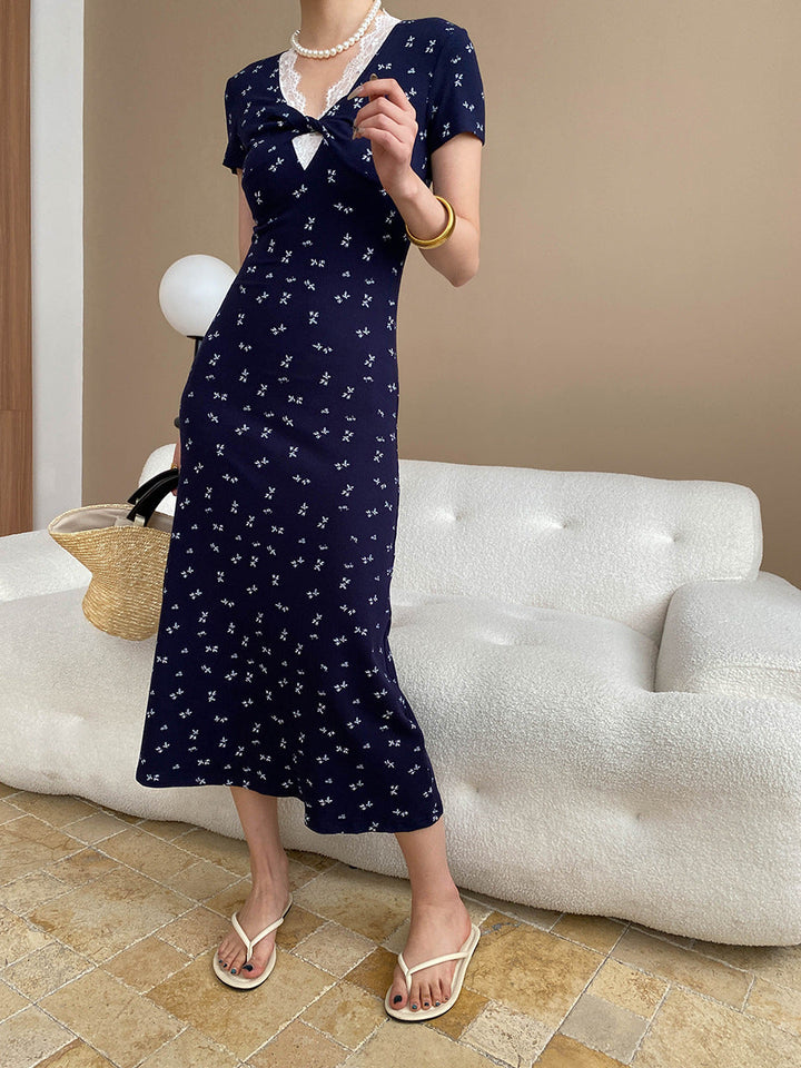 Ava Vacation V-Neck Lace Floral Dress