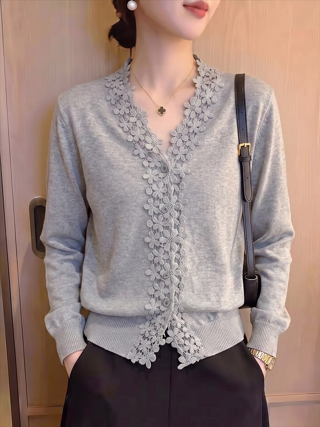 French-style Vintage Fitted Cardigan
