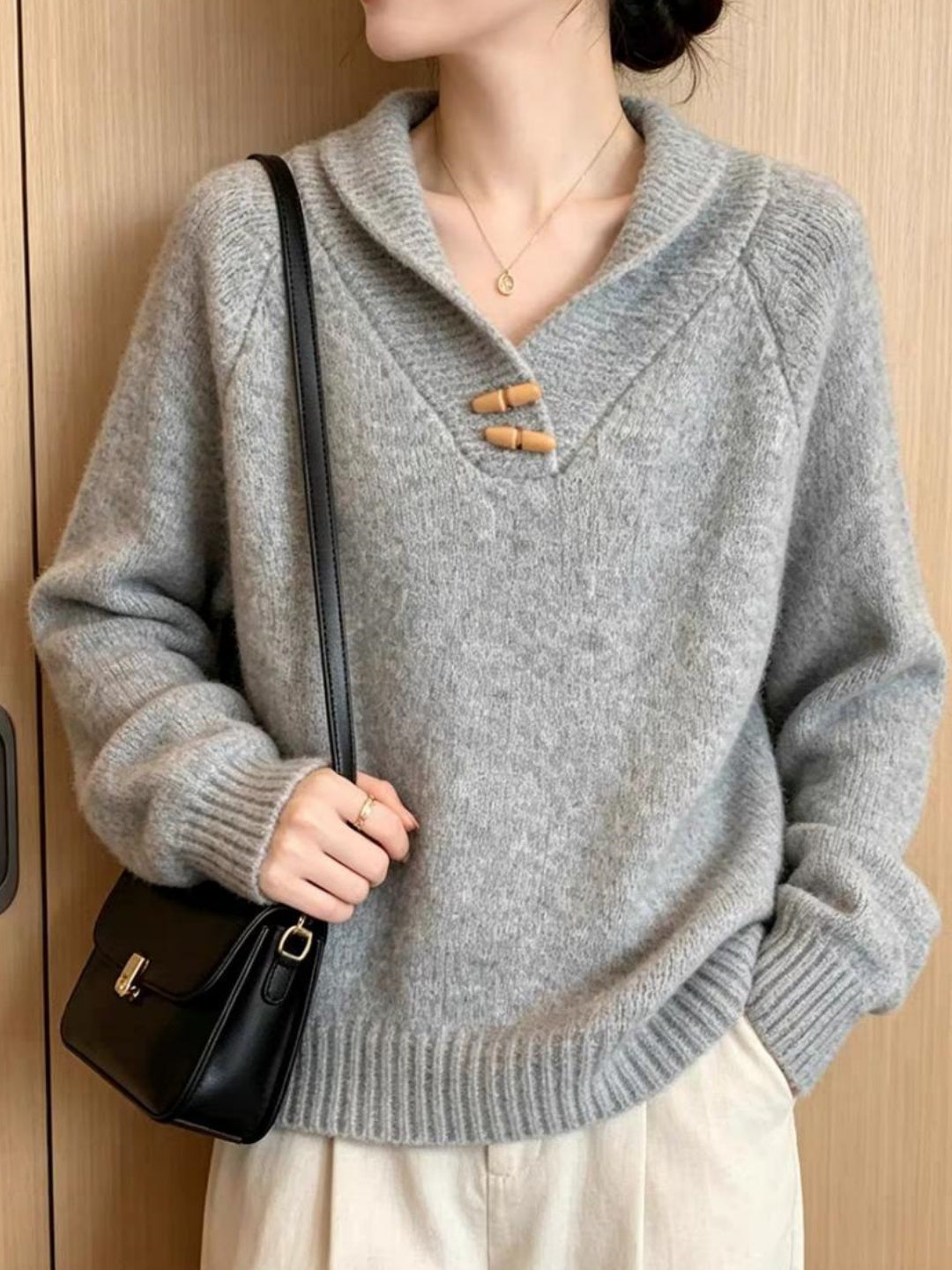 Toggle-button Collared Sweater