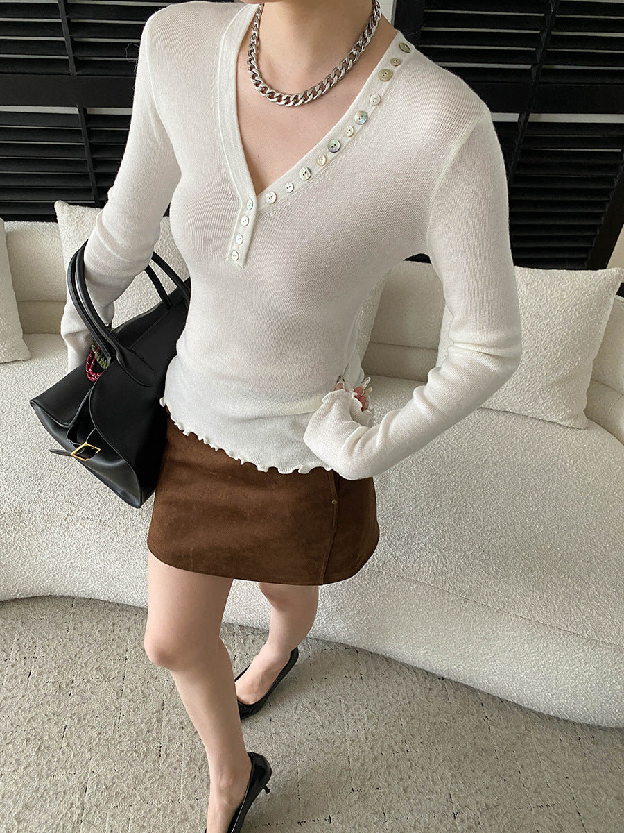 Molly Slim V-Neck Auricular Knitted Top