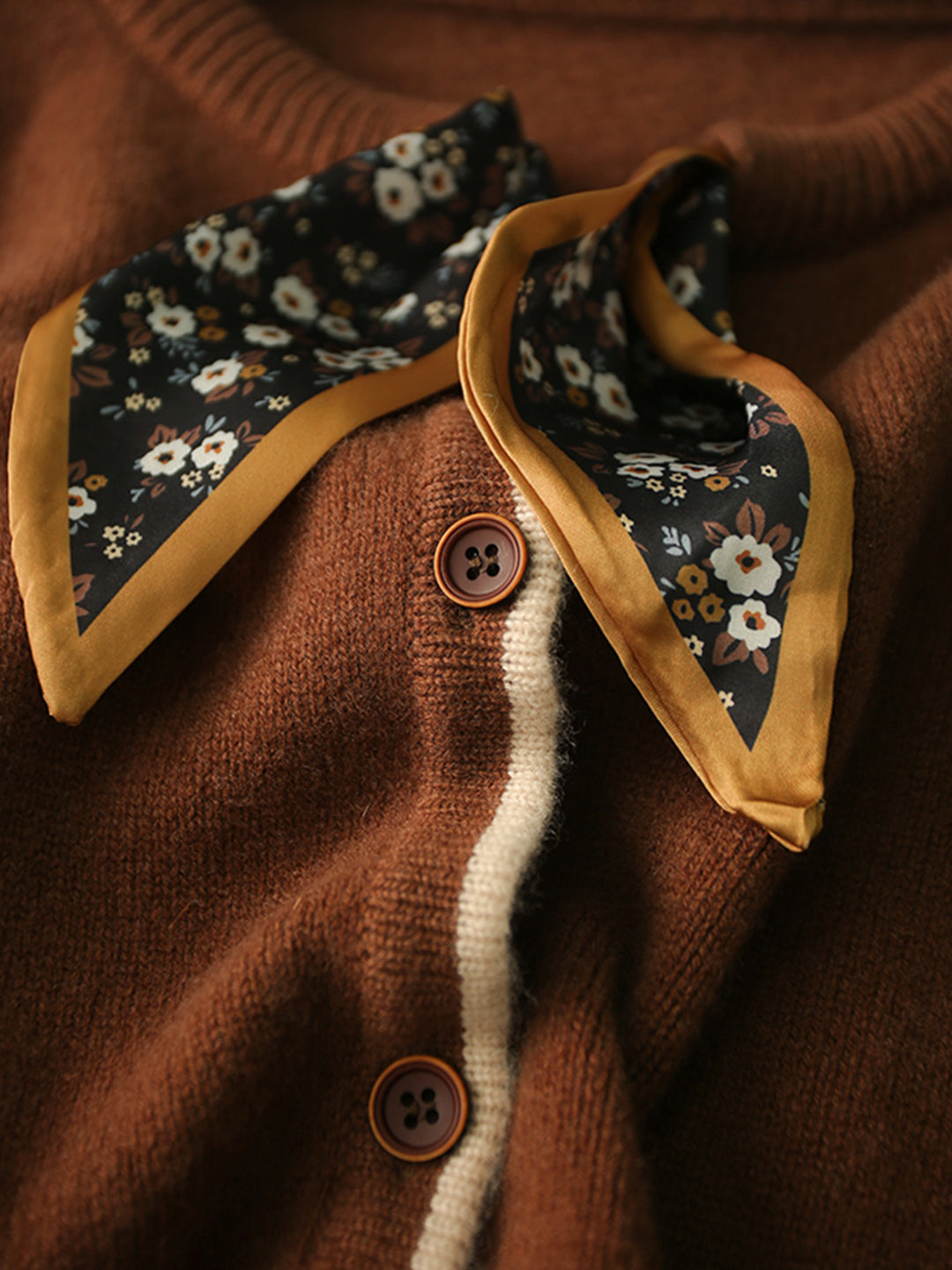 Aurora Vintage Crew Neck Cotton knitted Cardigan-Apricot