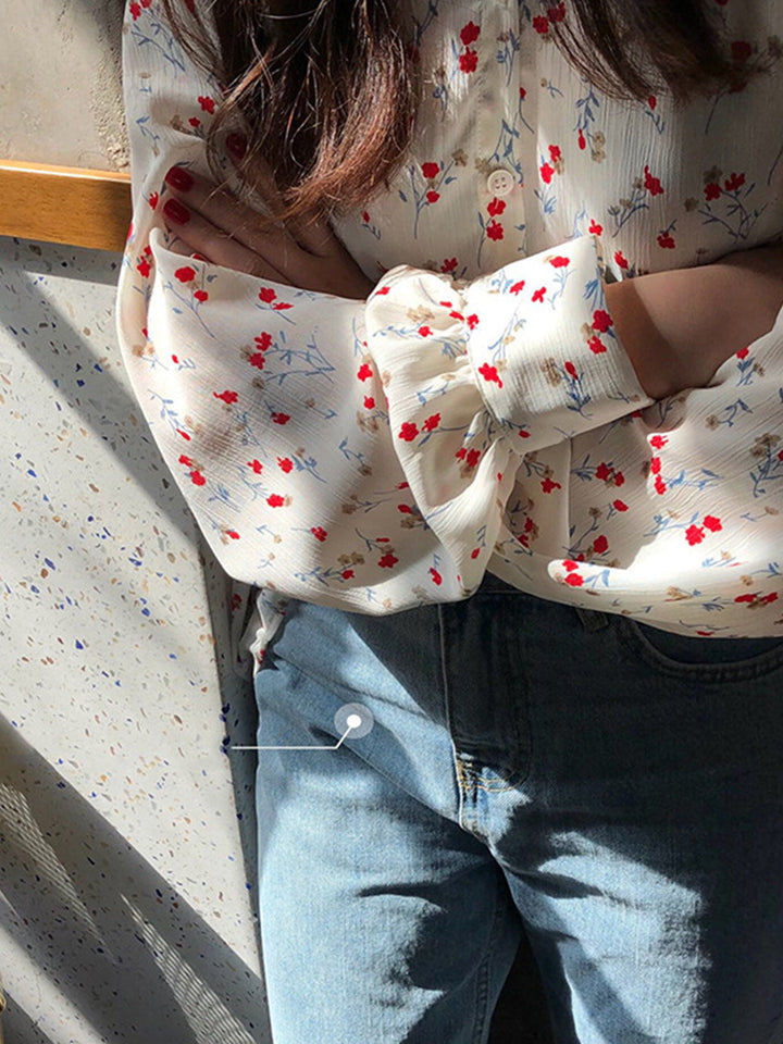 Adela Vintage Floral Print Crew Neck Blouse-White