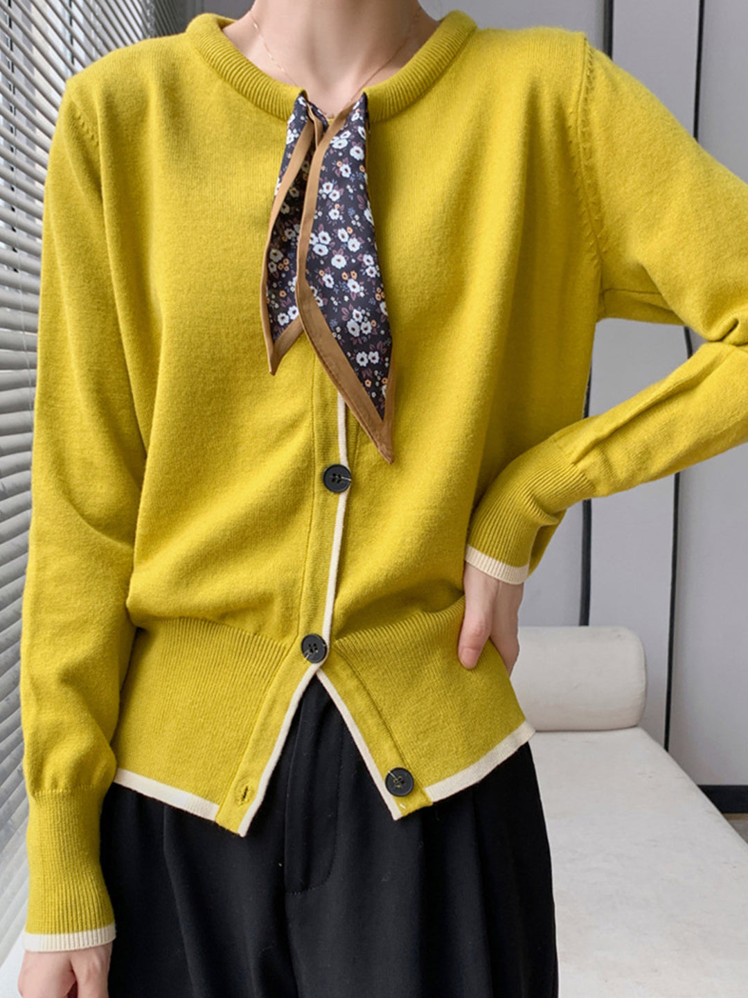 Aurora Vintage Crew Neck Cotton knitted Cardigan-Apricot