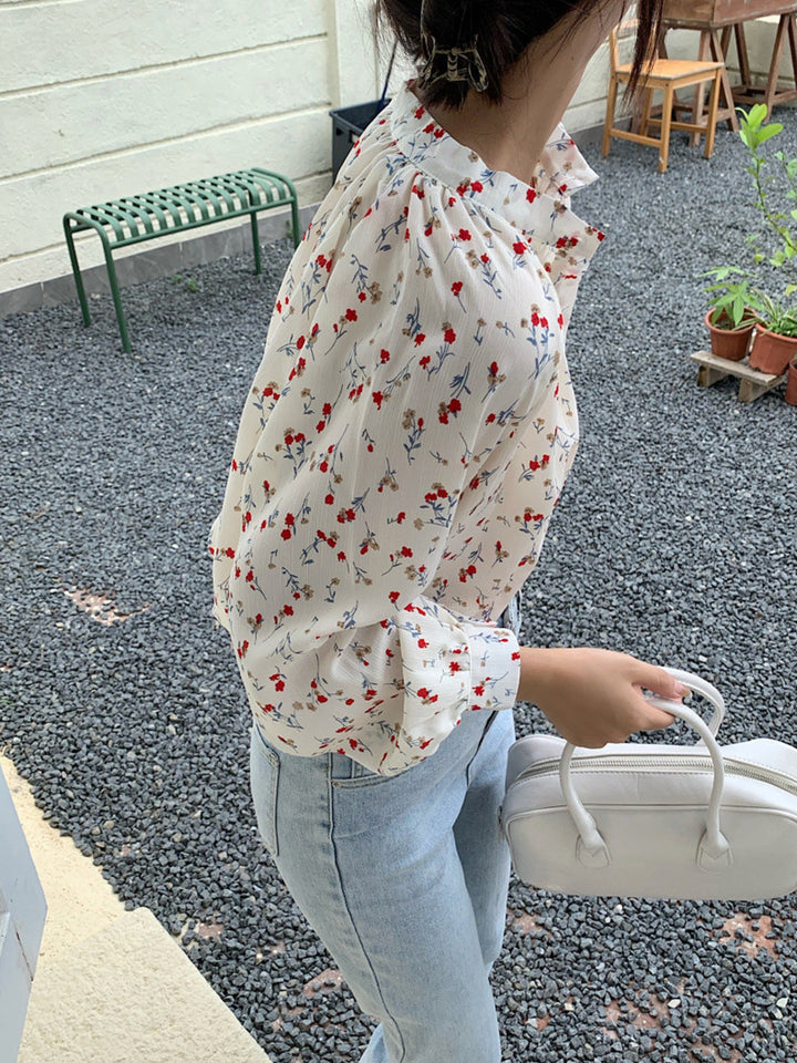 Adela Vintage Floral Print Crew Neck Blouse-White
